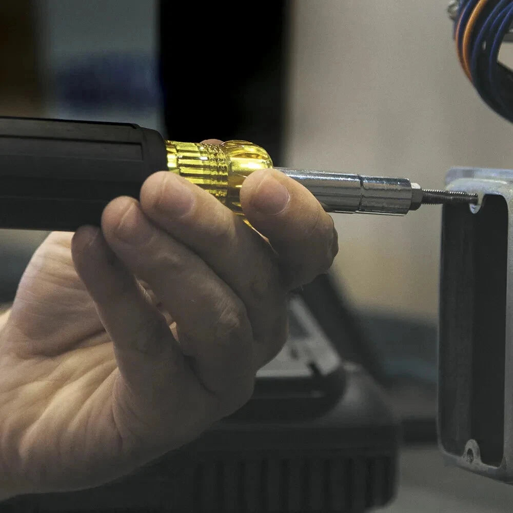 Klein Tools 32517 Multi-Bit Screwdriver / Tap Tool with 6 Common Tap Sizes,NEW