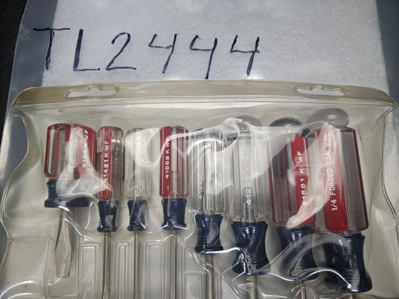 VTG SEARS/CRAFTSMAN #941432 8 PC SCREWDRIVER SET IN ORIGINAL PKG. USA (TL2444)