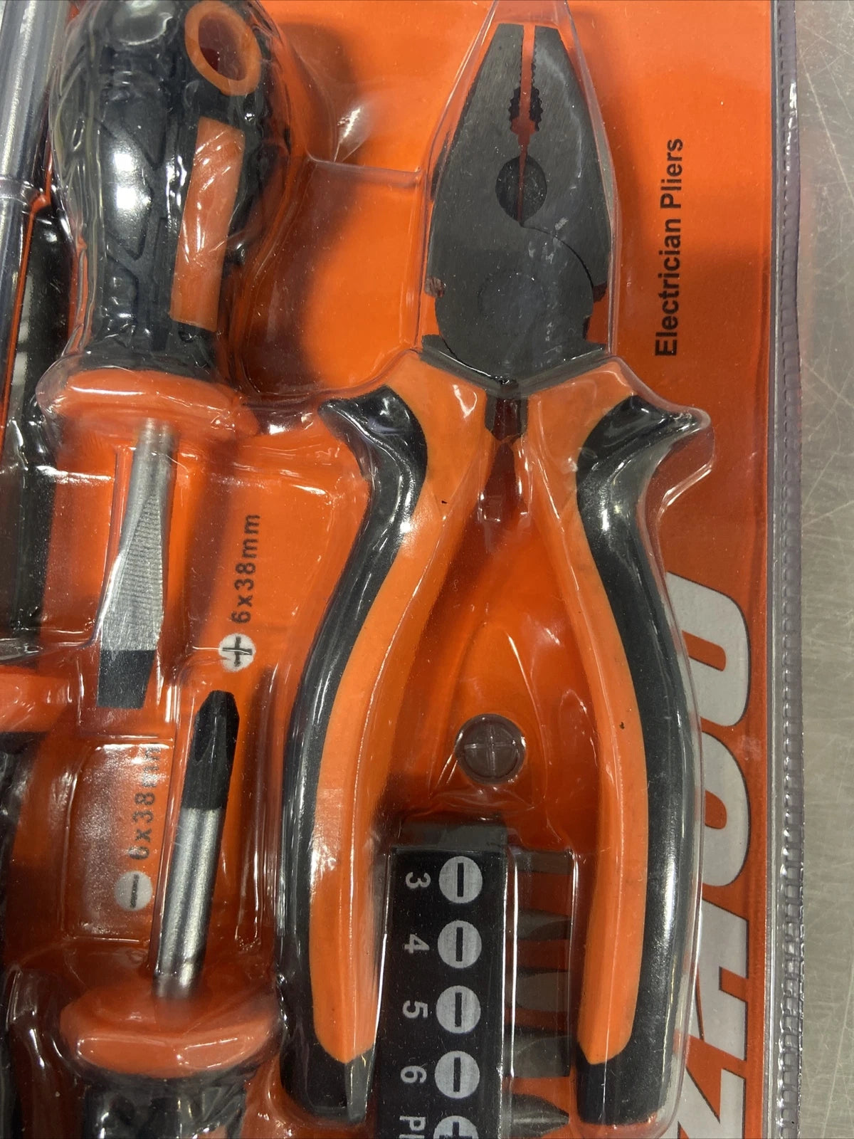 14 Piece Screwdriver Tool Set