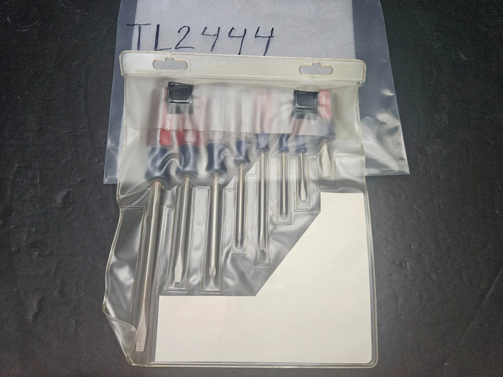 VTG SEARS/CRAFTSMAN #941432 8 PC SCREWDRIVER SET IN ORIGINAL PKG. USA (TL2444)