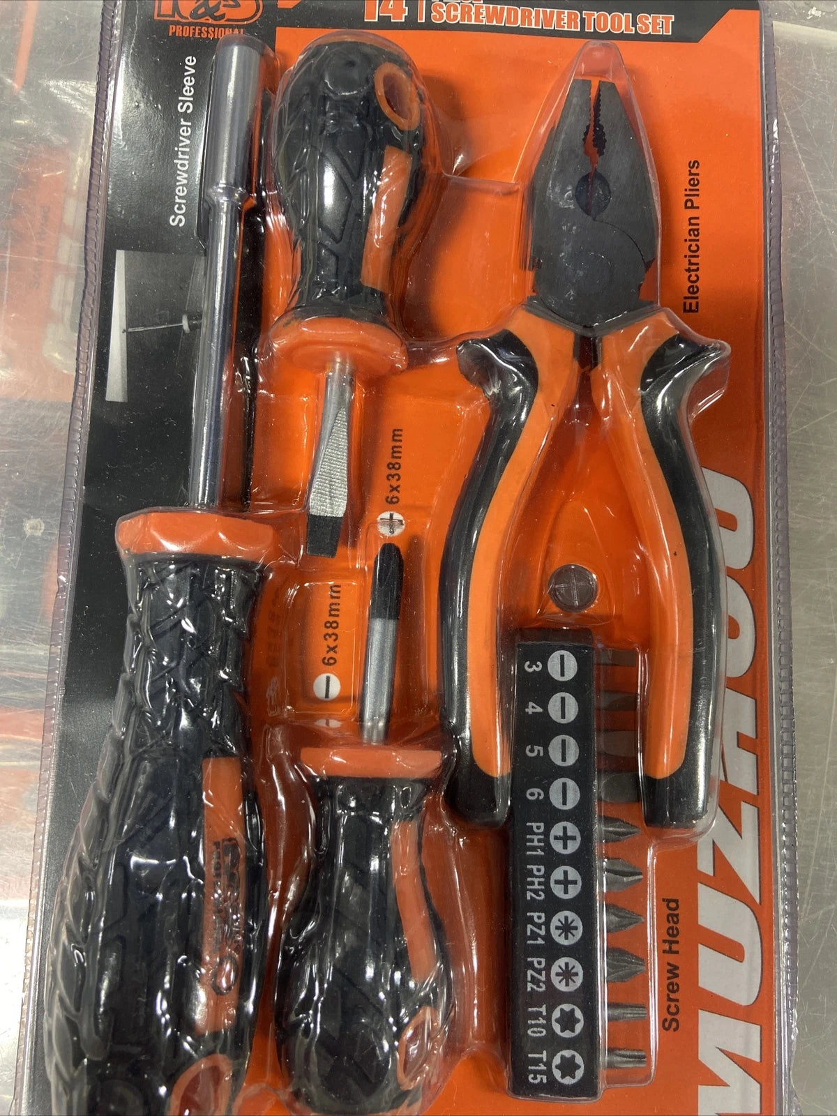 14 Piece Screwdriver Tool Set