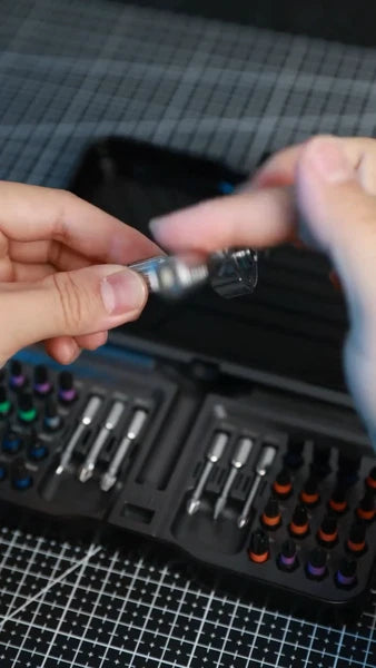 40in1 Ratchet Screwdriver Set Magnetic Bits Mini Repair Tool Kit PC iPhone DIY