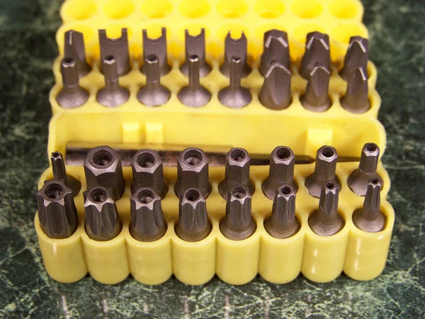 33pc Assorted SECURITY TAMPER PROOF POWER BIT SET with CASE Torque star flat new